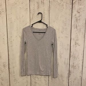 Gray long sleeve shirt